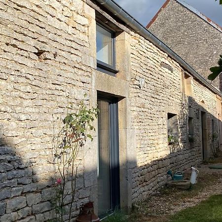 Gite L'Atelier D'Emile Baigneux-les-Juifs 外观 照片