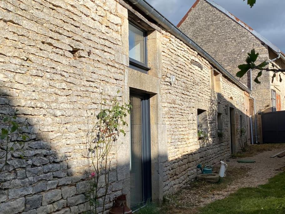 Gite L'Atelier D'Emile Baigneux-les-Juifs 外观 照片